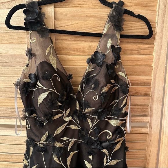 Marchesa Notte High-Low 3D Petal Cocktail Dress size 2 - Picture 3 of 9